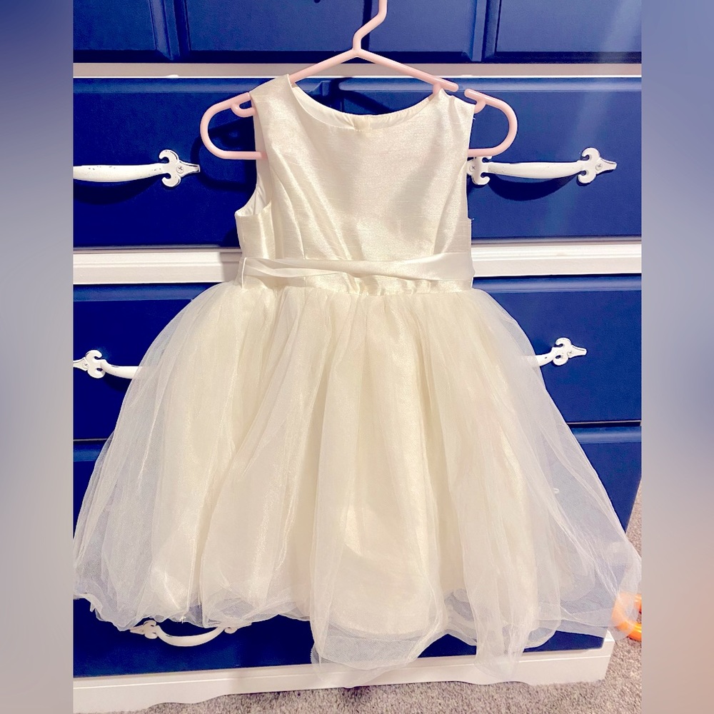 David’s Bridal toddler dress